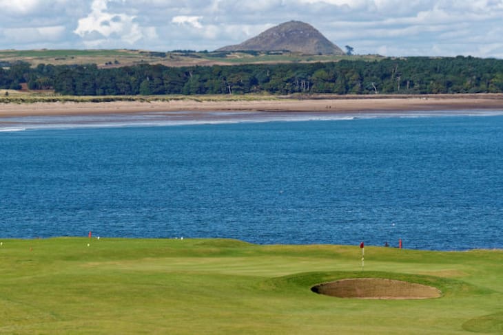 Golfplatz am Meer