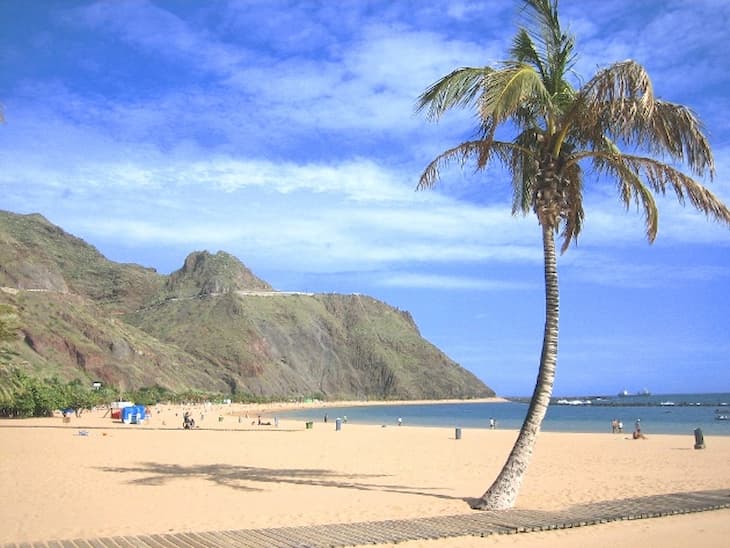 Auf Teneriffa genießen Sie die besten FKK-Hotels und können sich unbeschwert dem Sonnenbaden hingeben!